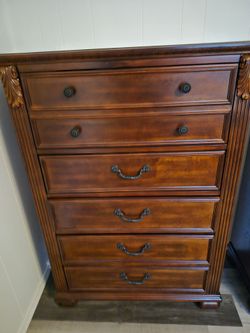 Queen Bedroom set
