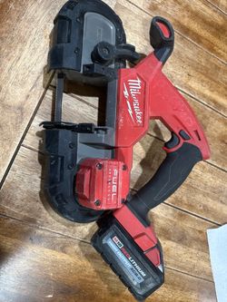 Milwaukee bandsaw