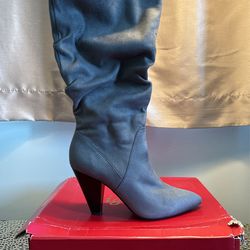 Gray Boots Size 8 🩶