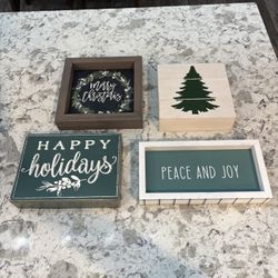 Christmas Sign Decorations 