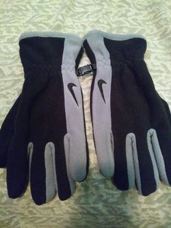 Nike mens therma gloves
