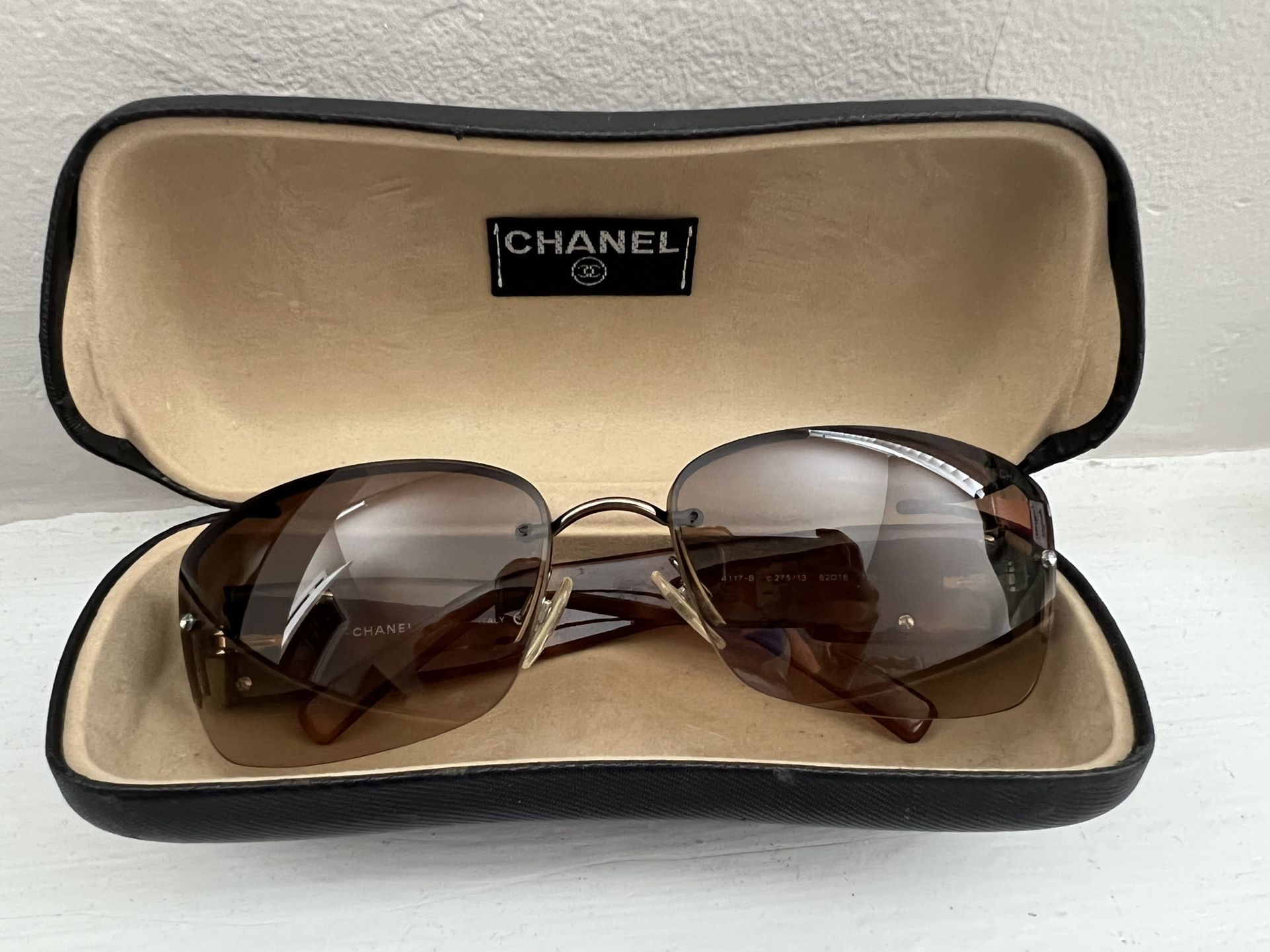Chanel sunglasses 
