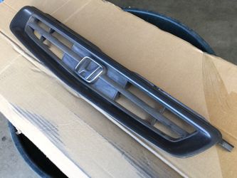 96-98 Honda Civic front grill.