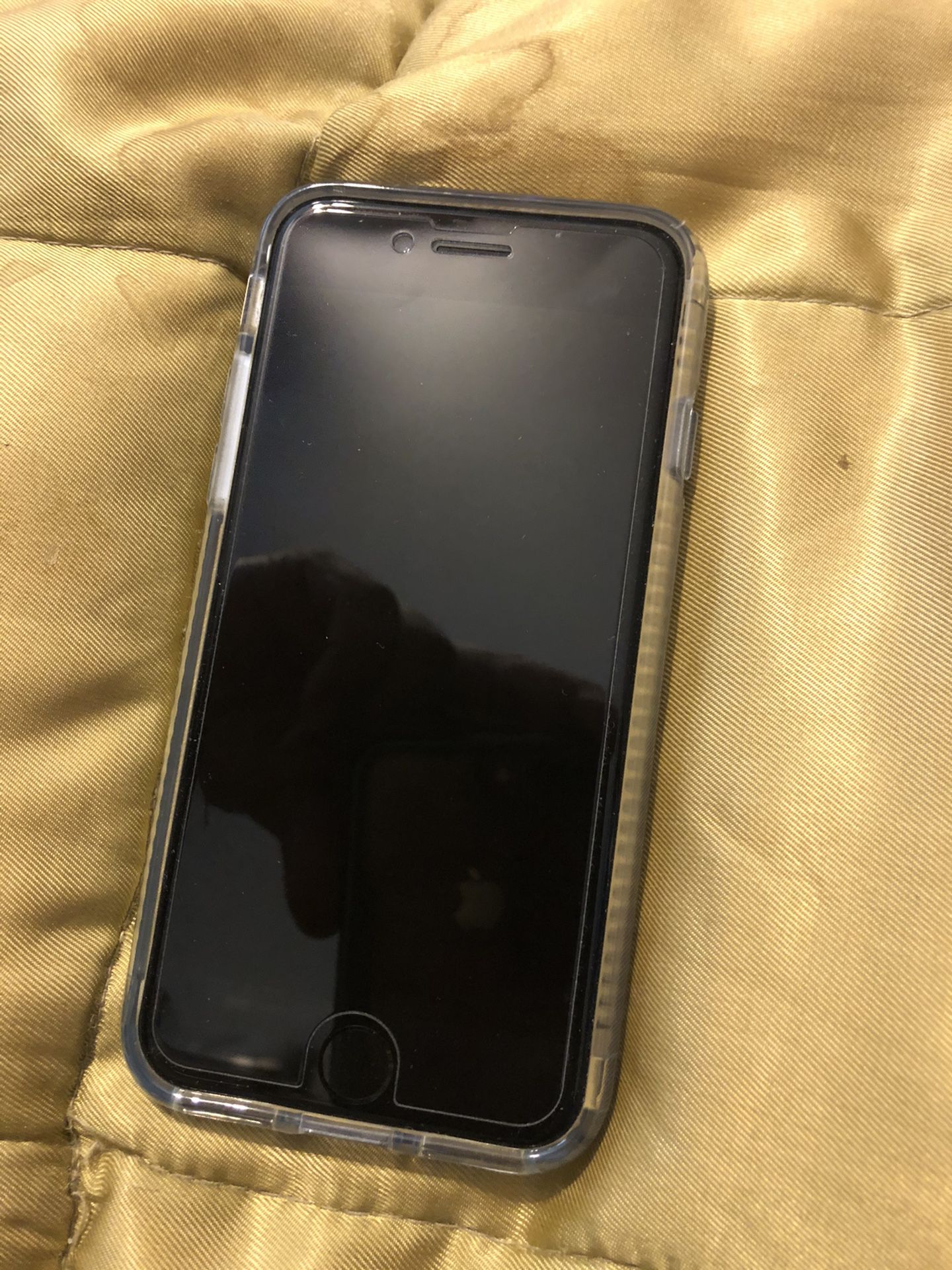 iPhone 8 locked found unclaimed