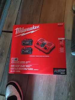 M18 Red lithium forge xc8.o