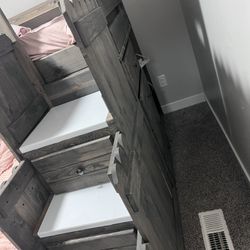 Bunk Bed 