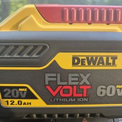 DEWALT

FLEXVOLT 20V/60V MAX Lithium-Ion 12.0Ah Battery(PRICE IS FIRM 200.00)