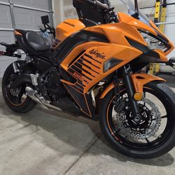 2025 Kawasaki Ninja 650 ABS
