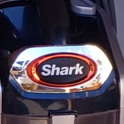 Shark NZ 801 Dual Clean Vacuum Cleaner