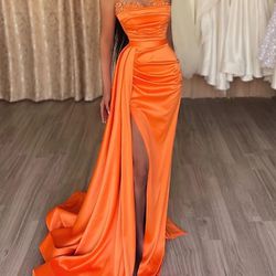 Sleeveless Mermaid Ruched Evening Gown 