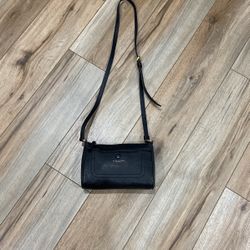 Black Leather Marc Jacobs Cross Body