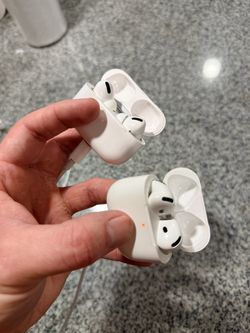 Apple AirPods