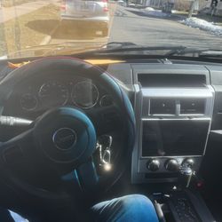 2011 Jeep liberty 4 x 4