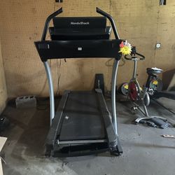 NordicTrack Treadmill x22i- 22 Inch Screeen