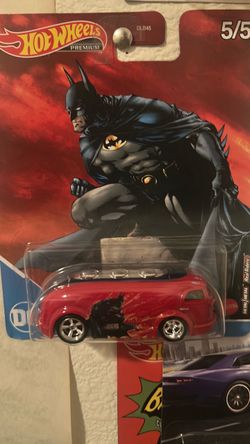Hot Wheels Premium Batman DC 5/5 Die-Cast Car