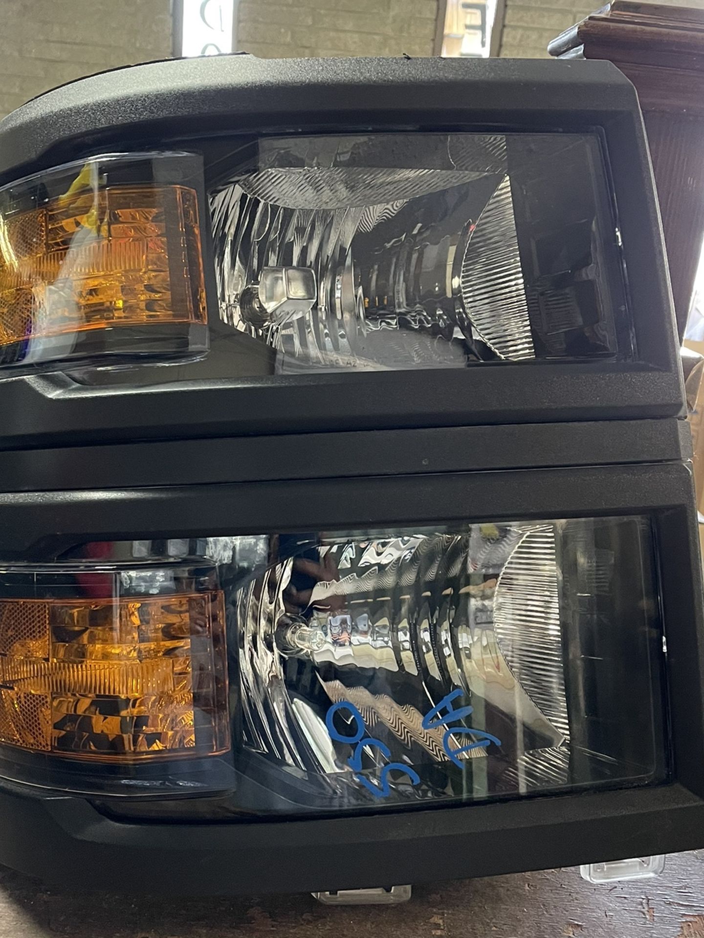 2019-2020 CHEVY SILVERADO 4500/5500/6500 RIGHT HEADLIGHT