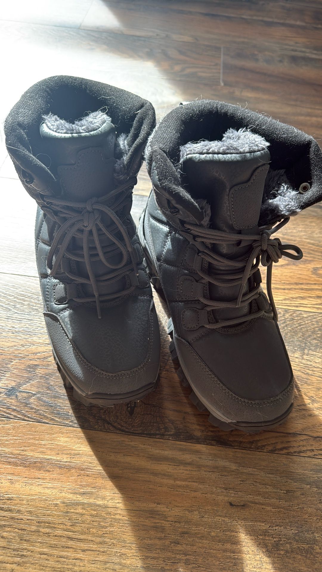Winter Boots Size 5-6