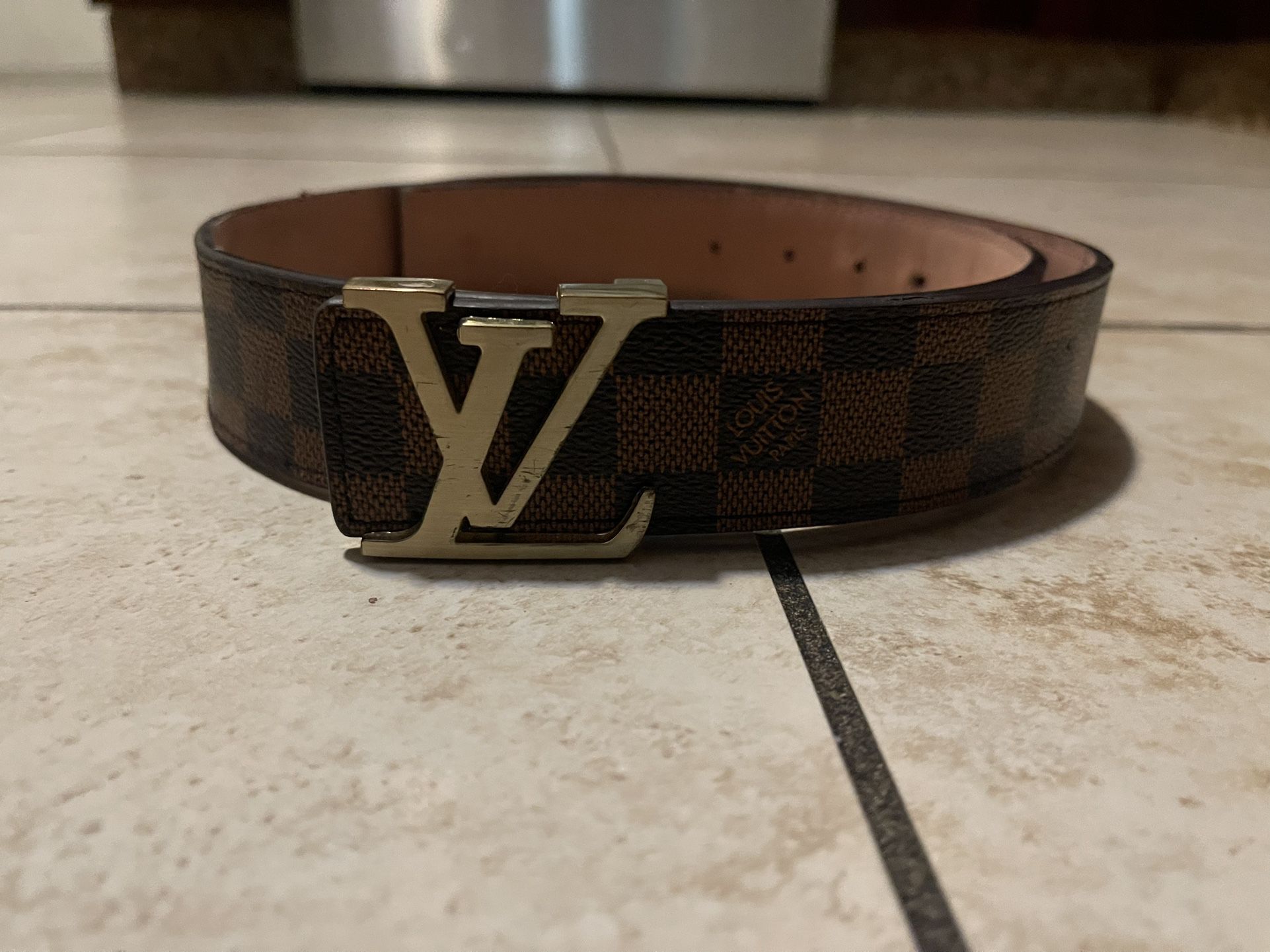 Louis Vuitton Belt for Sale in Miami, FL - OfferUp