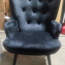 Black Wingback Felt Chair