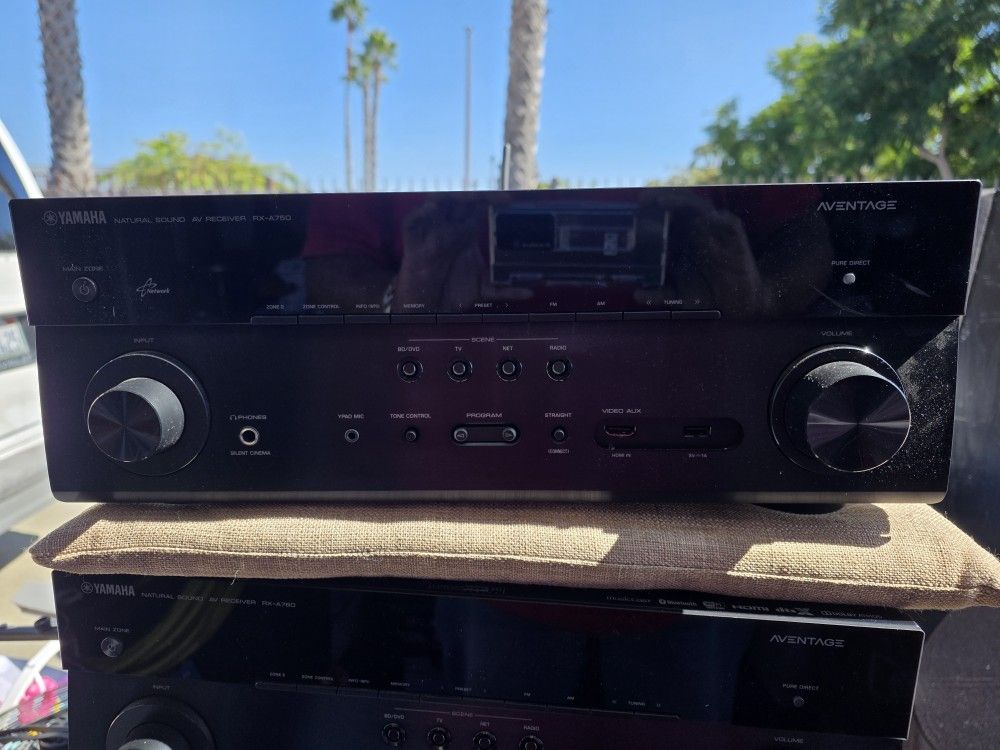 Yamaha AVENTAGE RX-A750 NATURAL SOUND AV. RECEIVED