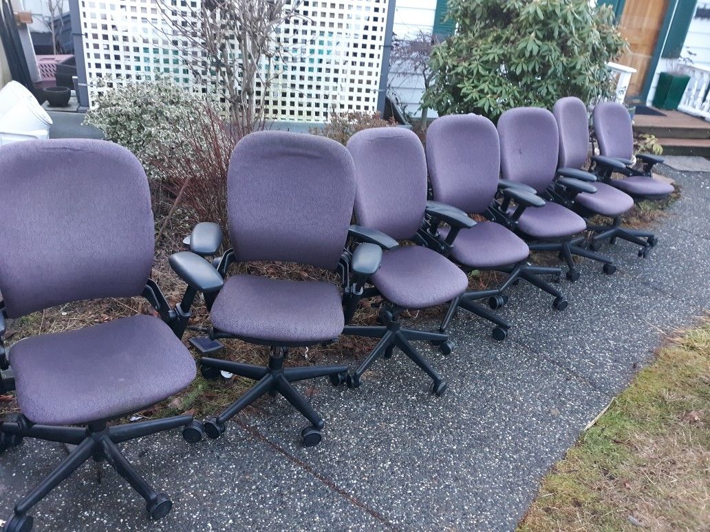 Purple Office Desk Chairs Commercial Quality Steelcase Leap Chairs Version 1 Purple Pattern Good Condition