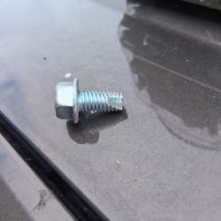 Grade #8 Self-tapping Machine Bolts