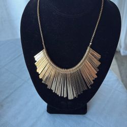 Gorgeous go to necklace