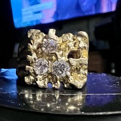 14 K nugget diamond ring