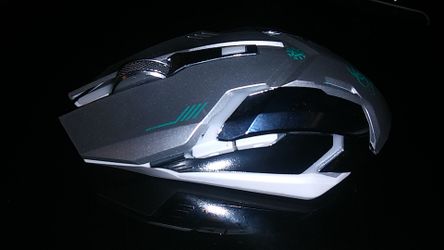 A mouse that lights up