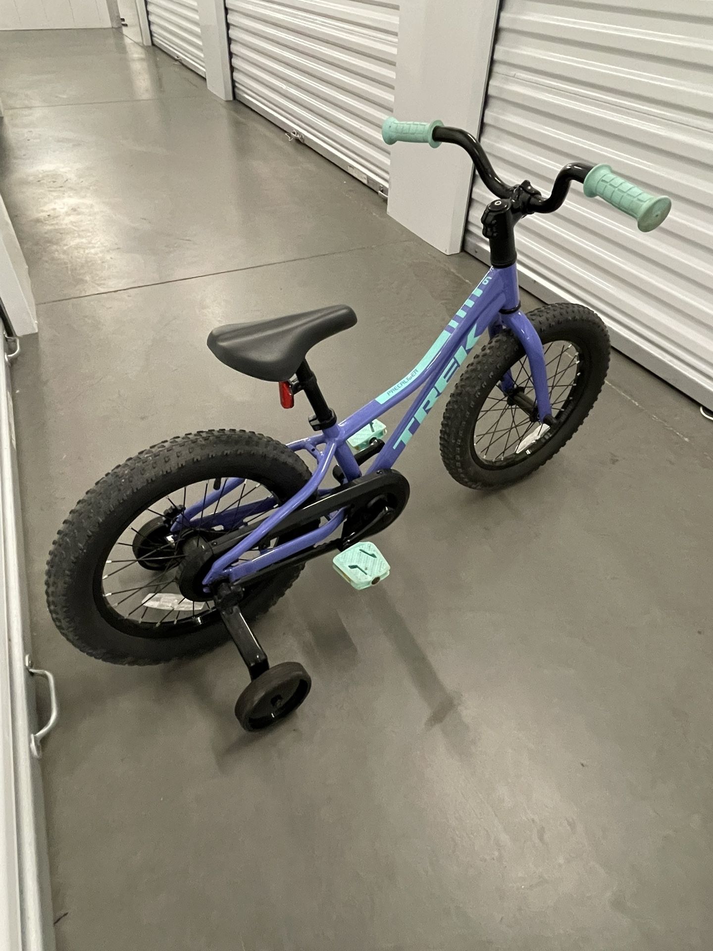 Trek Precaliber 16 RARE COLORWAY with Training Wheels Teal Blue Purple Black Boys Girls Kids Child Bike Bicycle