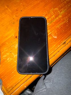 iPhone 16 e boost mobile