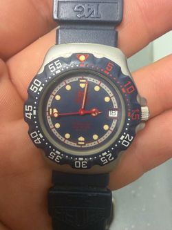 TAG Heuer Professional 200m Quartz Dive Watch