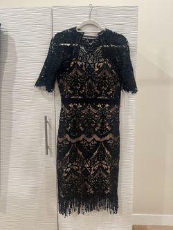 Women’s lace dress