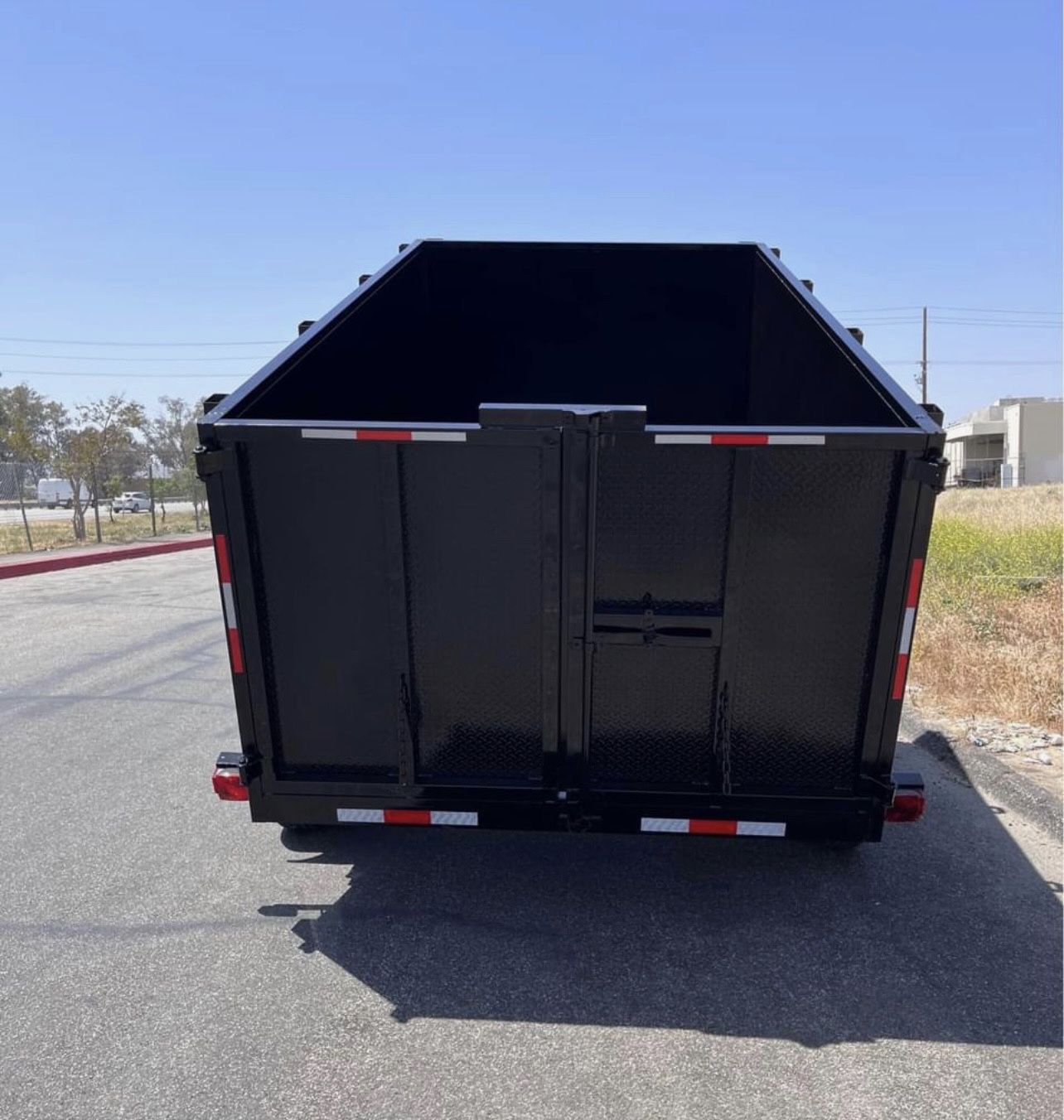 Dump Trailers 