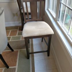 2 Bar Stool