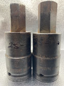 Armstrong USA Two Set Drive Impact Hex Bit Sockets 21-723 7/8  21-725 1" Used