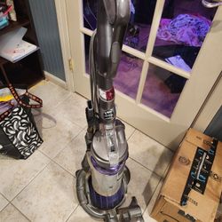 Dyson DC25 animal upright vacuum - MOVE OUT SALE!!!