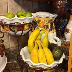 HOME  INTERIORS  FRUTERO  COMO NUEVO  PRESIDENTE  POR PRESIO  GRACIAS 