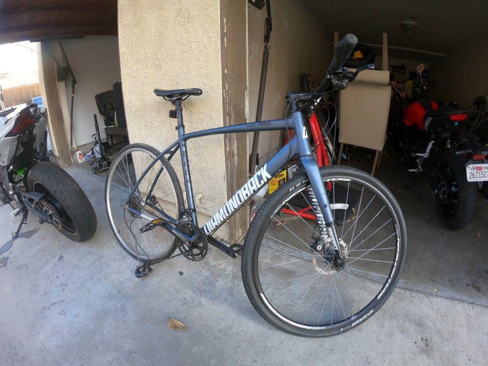 Diamondback Road Bike Hanjo