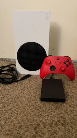 Xbox Series S + 2tb storage hard drive