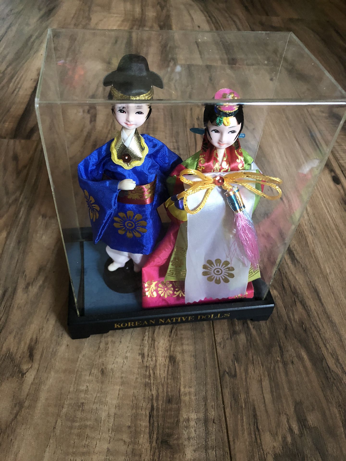 A Very Pretty And Cute Korean Native Dolls 