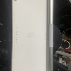 Apple Wireless Keyboard model A1314