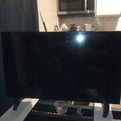 32"Insignia Led Smart Tv