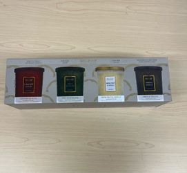 Candles - Lead Free, Very Nice, “Brand New”, Bellevue Luxury Candles 12 oz. Pack of 4. Soy Blend Candles, Embossed Glass, Fragrances Formulated.