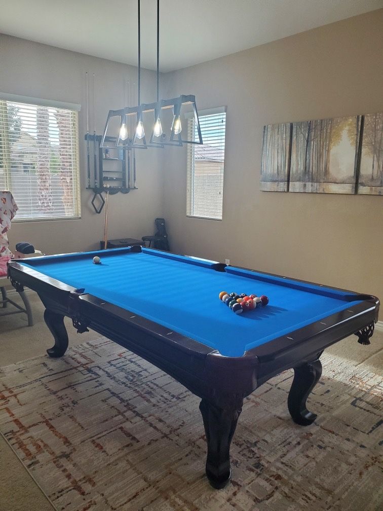 DLT 8ft Pool Table