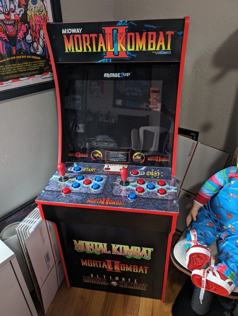 Custom Arcade MAME Cabinet, Plays All Arcade Games And Most Consoles