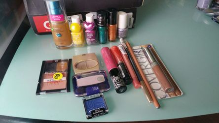 Makeup lot #1. ( 16 pcs). New $ 25