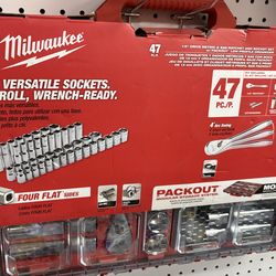 Milwaukee new 1/2”  drive metric socket set and ratchet and pack out storage