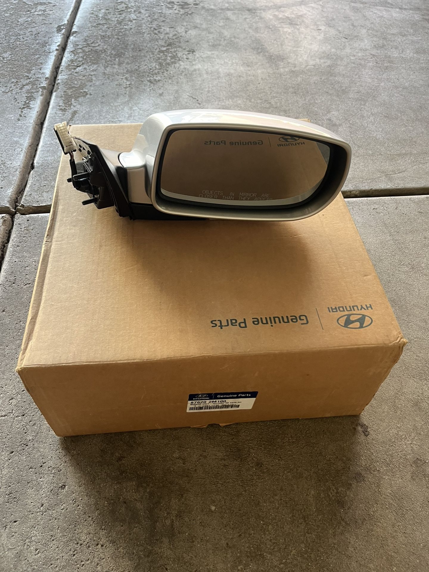 Brand New OEM Right Side Mirror for Hyundai Genesis Coupe 2009-2016