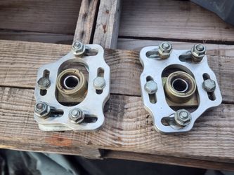 Mustang 5.0 UPR CASTER CAMBER PLATES 